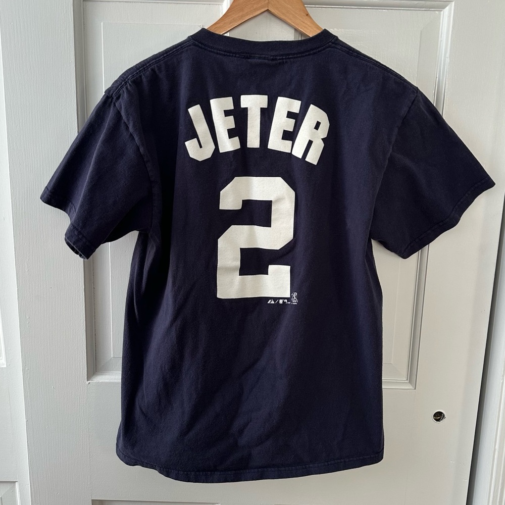 Majestic - Derek Jeter New York Yankees Tee - Picture 4 of 4